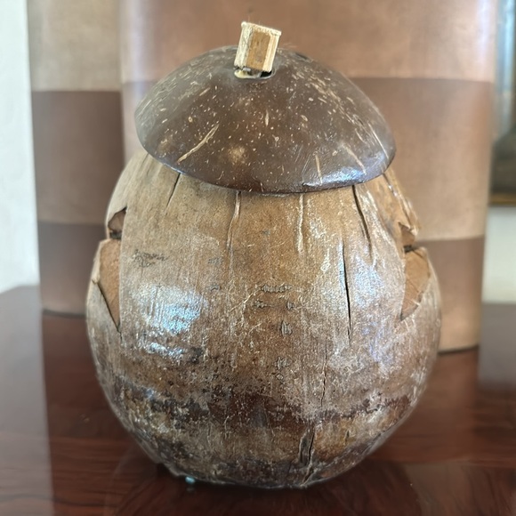 *NEW* Hand-Carved Coconut Tiki Monkey Coin Bank, Hawaii - Picture 6 of 13